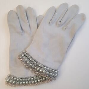 Vintage Kayser Pearl Beaded Baby Blue Gloves Size 6 or 9? Made in the USA